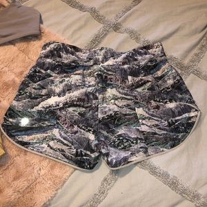 Lululemon reversible shorts